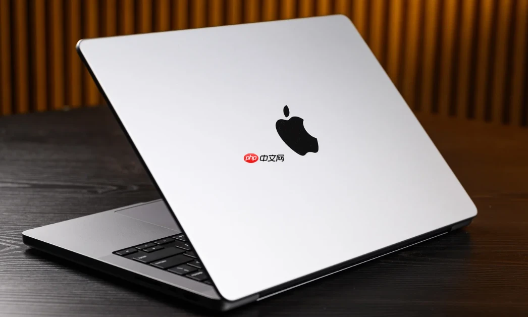 Macbook进水后千万别开机怎么办_Macbook进水紧急处理与自救指南